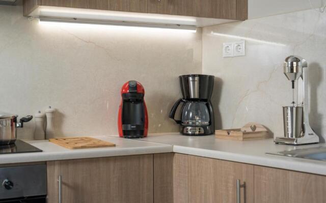 Brand-New stylish Flat w. Parking