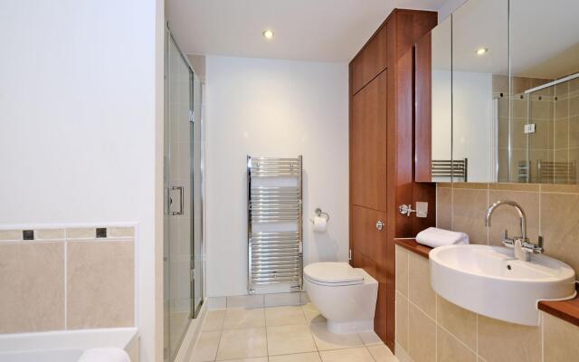 Deluxe and Secure Apartment Close to Aberdeen City Centre