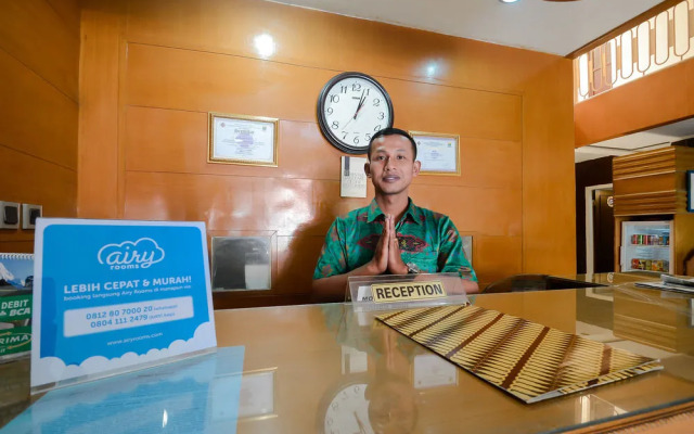 Rehat at Hotel 10 Buah Batu