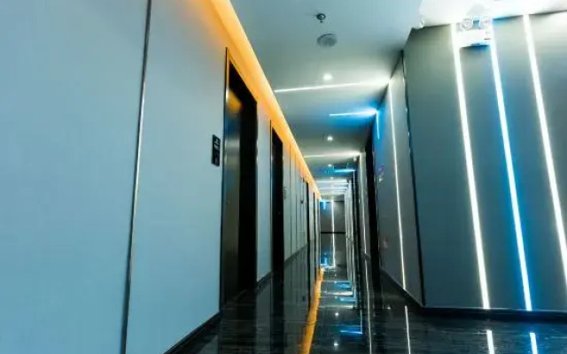 Constellation E-sports Hotel