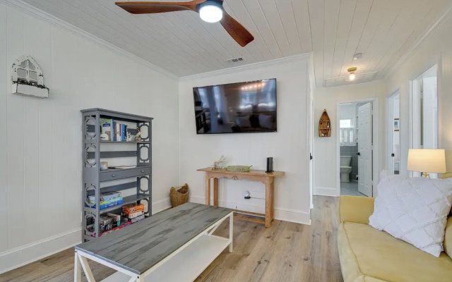 Holden Beach Home on Intracoastal Waterway Canal!
