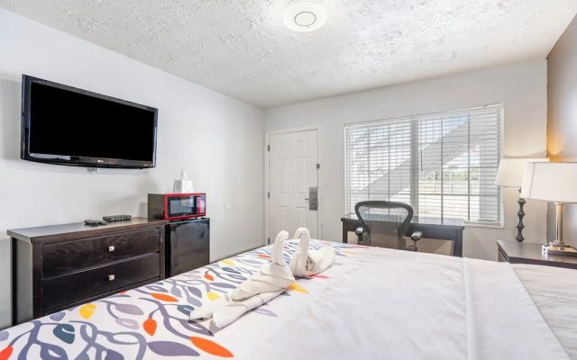Budgetel Inn and Suite