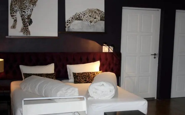 Afri Zola Guesthouse