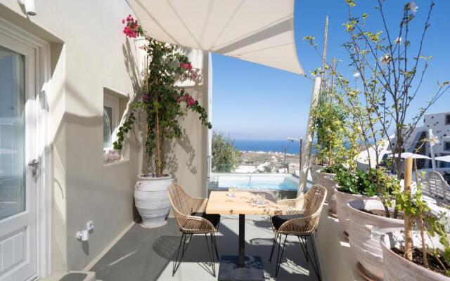 Edem Luxury Hotel Santorini Finikia