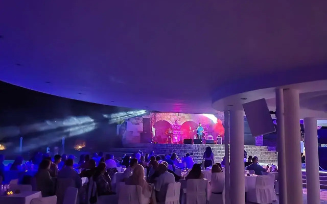 O Paradise Beach Resort & Spa