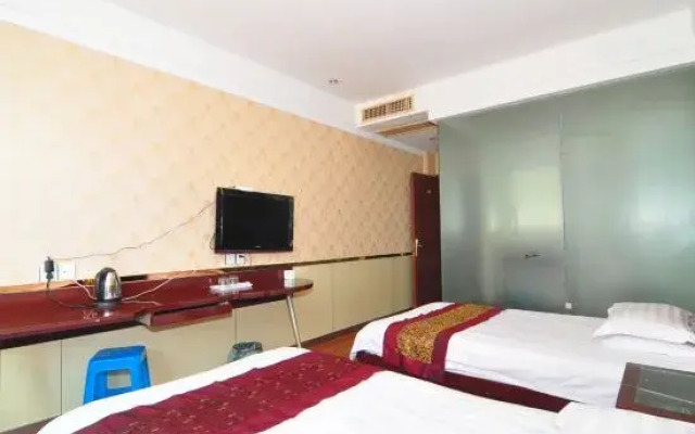 Town Haipeng Hotel
