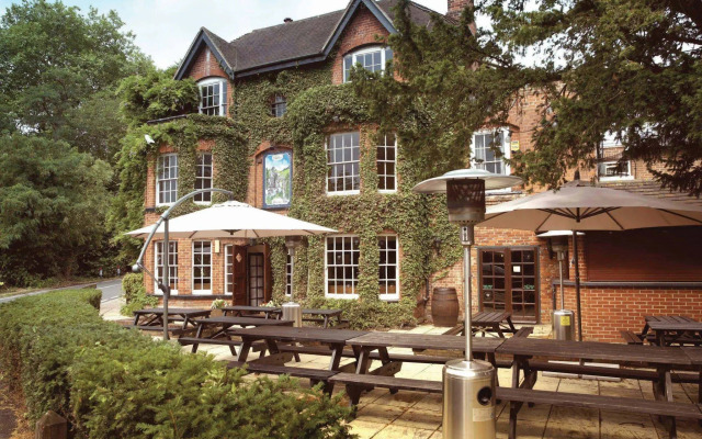 Best Western Plus Moat House Reading