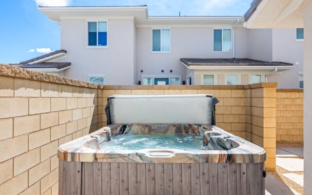 Persian Bliss 10 Bedroom Townhouse