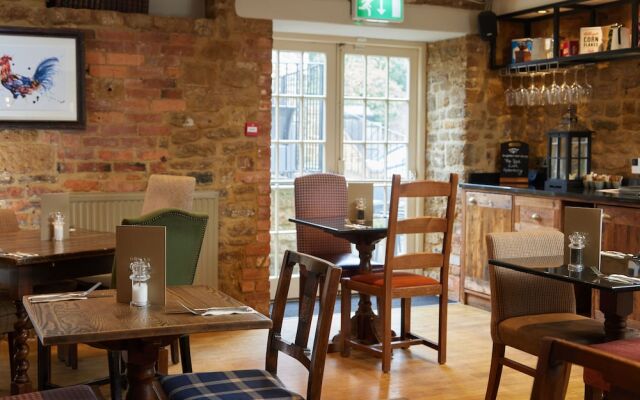 Red Lion Hotel Adderbury by Greene King Inns