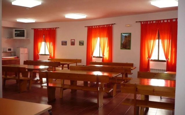 Albergue Serranilla - Hostel