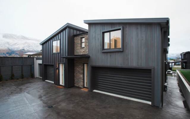 Dungarvon Street Apartments