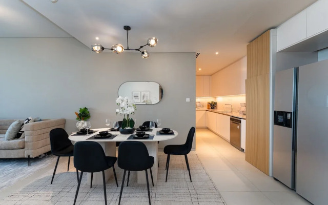 Stylish Address JBR 3BR w Ain Dubai View