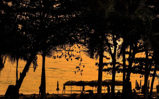 Jomtien Boathouse