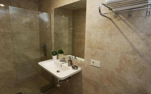 Apartamento Turísticos Puente Romano P3 2-B