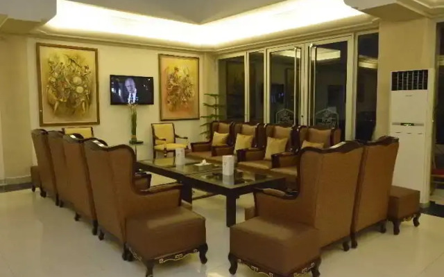 Nobila Airport Hotel