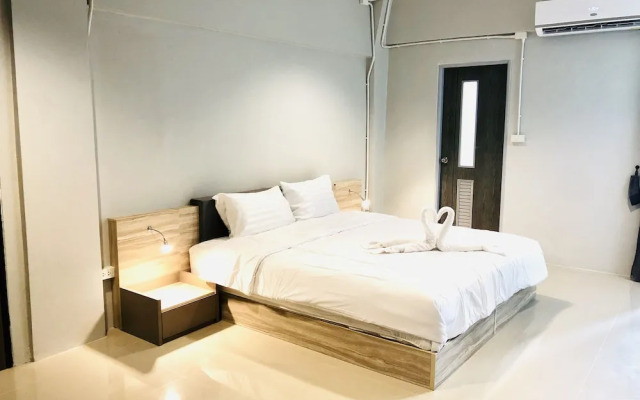 S2 at Uthai Uthaithani