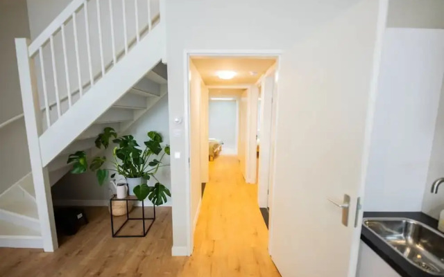 3 Bedroom Serviced Apartment -bsh-