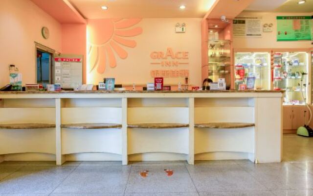 Ginza Jingsu Hotel (Jinan Changqing Jing Shi Xi Road University Road Bus Station)