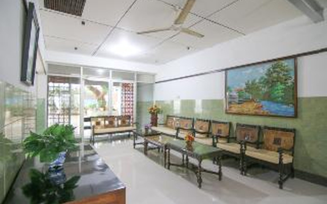 Reddoorz Syariah Near Akademi Kepolisian 2