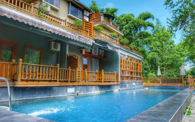 Moondance Hotel