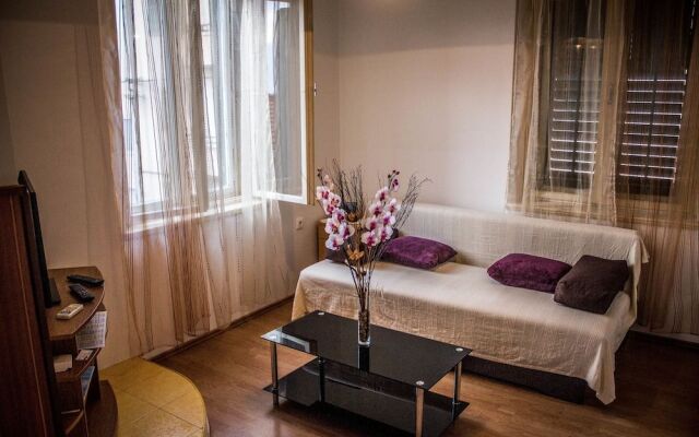 Rosmarinus Rubic studio