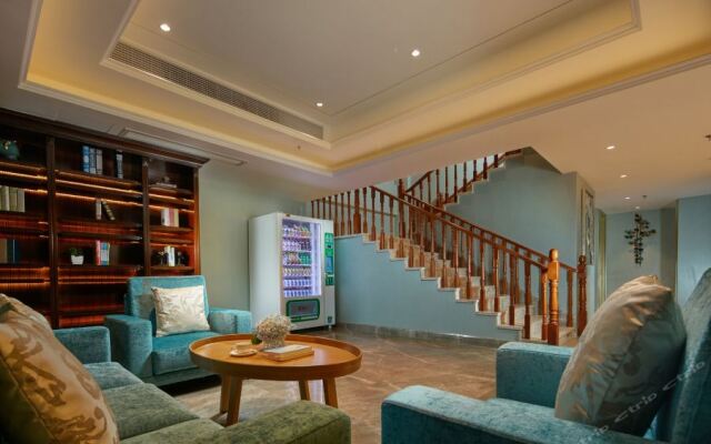 The Hotel V Zhenjiang Jingkou