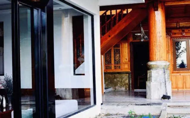 TIBEFAMLY GRASLAND Oxygen-rich Scenic Stay (Songzanlin Temple Scenic Area Branch) – Outside – Shangri-La