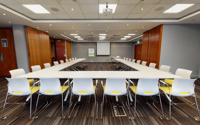 Holiday Inn Milton Keynes - Central by IHG