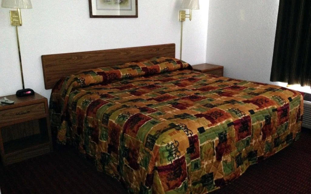 Budget Host Caribou Inn