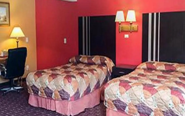 Travelodge by Wyndham Bay Shore Long Island