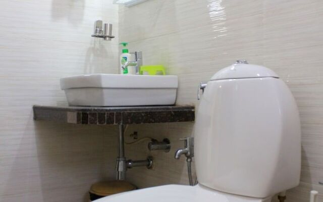 CasaMelhor Modern Appt Candolim CM080
