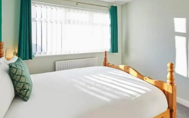 Host Stay St Mark s Close