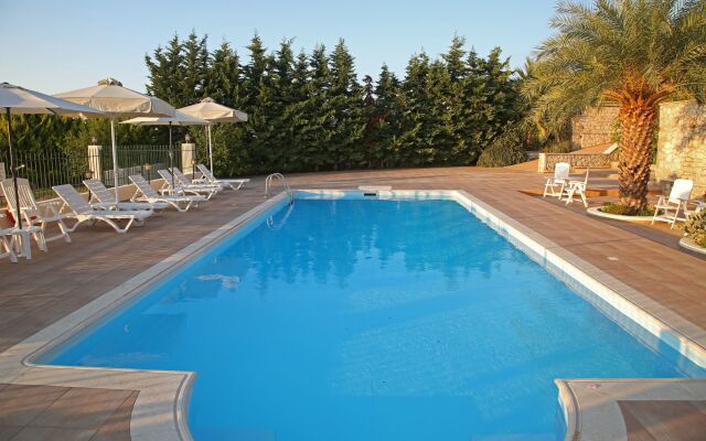 Elaia Villas
