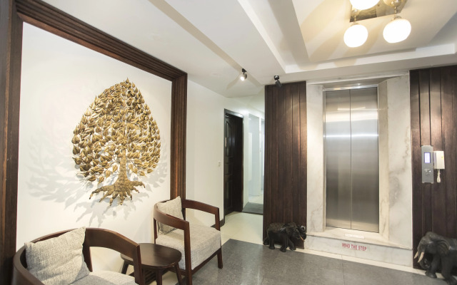 King Grand Boutique Hotel