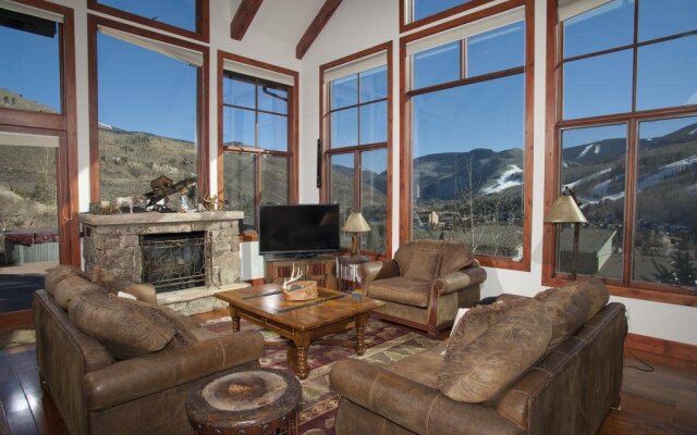 Robason 6 Bedroom Home by RedAwning