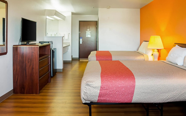 Motel 6 Newport, OR