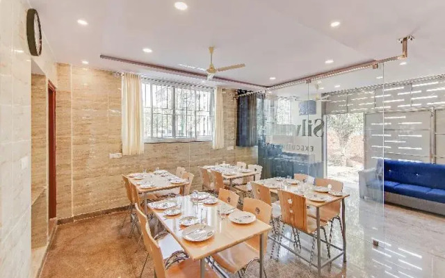 Silverkey Executive Stays 23042 Global Village Tec