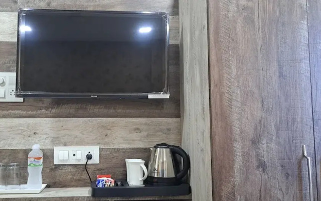 RS Residency By Wheels Hospitality