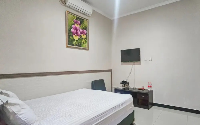 Wisma Brata Mitra RedDoorz