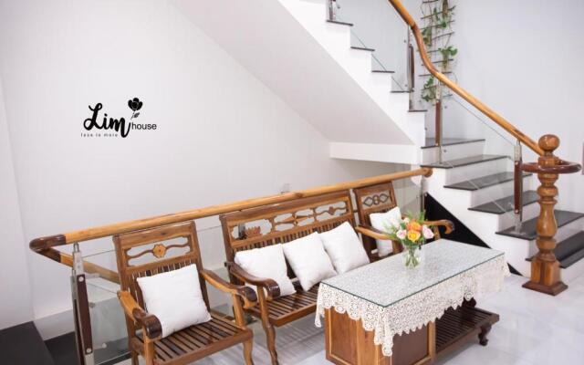 Lim House Homestay