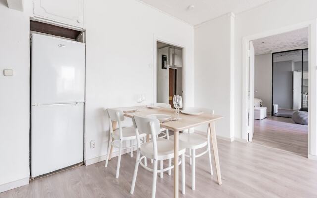 Local Nordic Apartments - Harp Seal