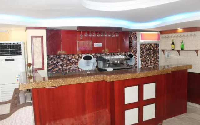 Al Farhan Suites Al Hamra-Jeddah