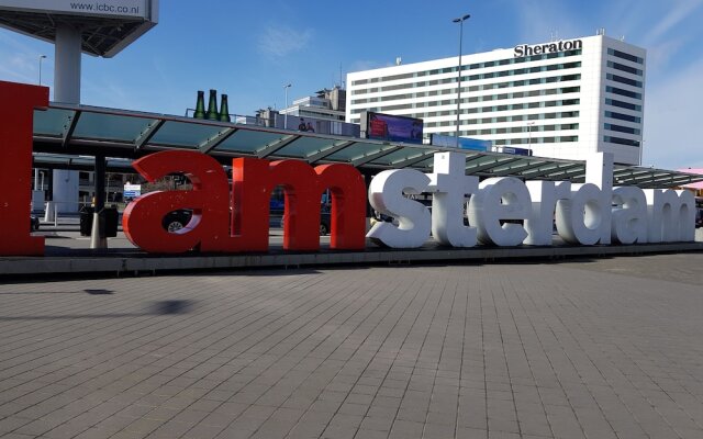 LandLust Guesthouse Amsterdam Area