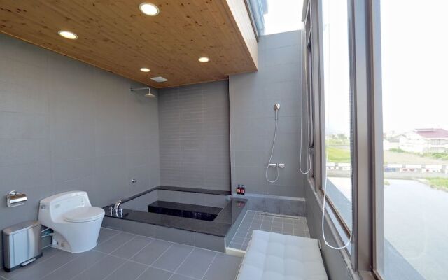 Sakura Bed and Breakfast
