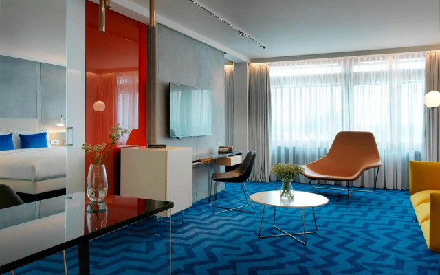 Renaissance Warsaw Airport Hotel, an Marriott International