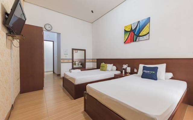 Urbanview Resort Anty Cisarua Tugu Puncak by RedDoorz – Guest Rooms – Cisarua