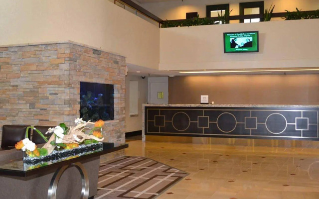 Doubletree by Hilton Houston Hobby Airport