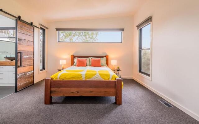 Luxury BY THE SEA - Close TO THE Beach