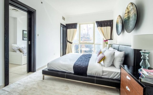 Striking 1BR in Dubai Marina - Minutes From Beach