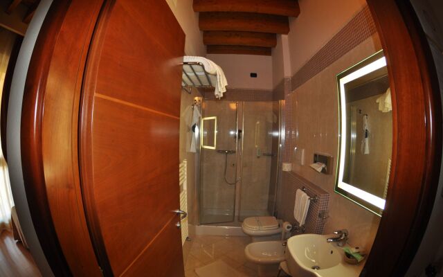 Green Park Hotel